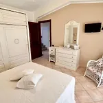 Holiday home Eri & Ely's House By La Via Del Mare Viaggi E Vacanze
