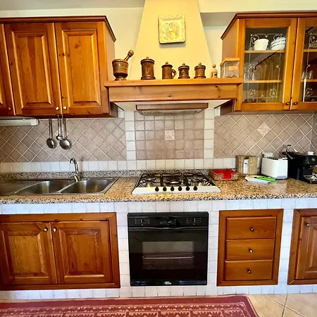 Eri & Ely's House By La Via Del Mare Viaggi E Vacanze