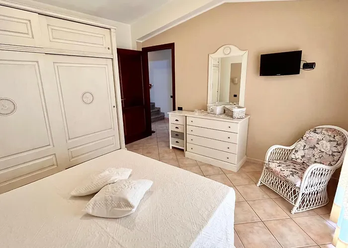 Дом отдыха Eri & Ely's House By La Via Del Mare Viaggi E Vacanze