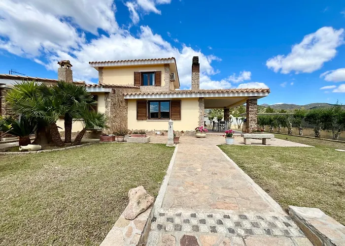 Будинок відпочинку Eri & Ely's House By La Via Del Mare Viaggi E Vacanze