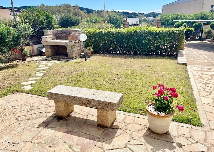 Дом отдыха Eri & Ely's House By La Via Del Mare Viaggi E Vacanze Вилласимиус