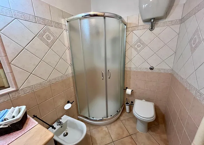 Дом отдыха Eri & Ely's House By La Via Del Mare Viaggi E Vacanze *