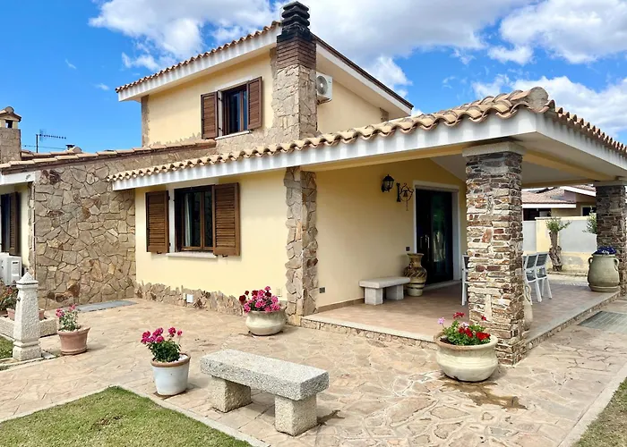 Eri & Ely's House By La Via Del Mare Viaggi E Vacanze Вилласимиус